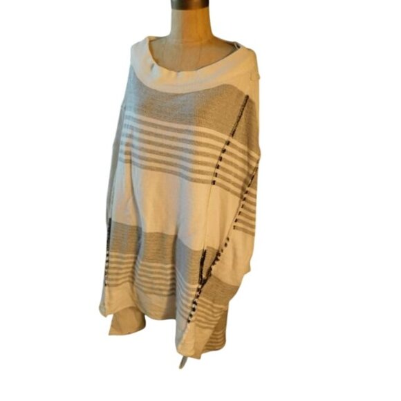 Free People Size M Medium Oversized Long Sweatshirt Style Top NWT $228 - Picture 2 of 3